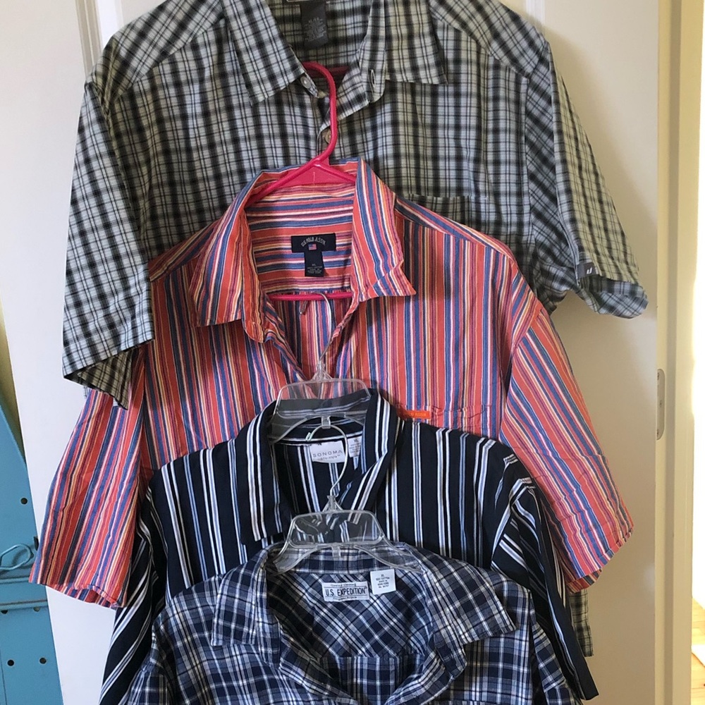 4 Men’s Short Sleeve Shirts